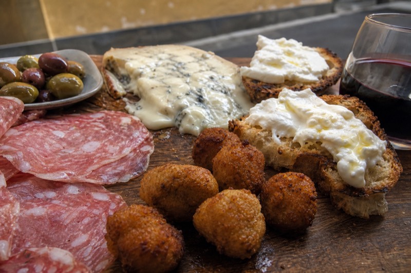 Brera Walk, Appetizer Dinner