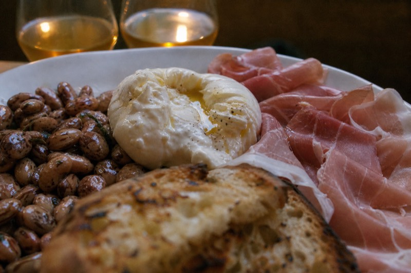 Natural Food and Wine, Local Home